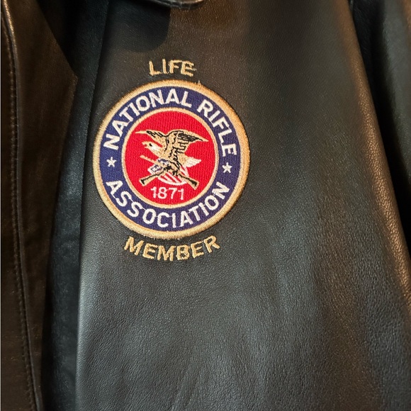 Burk’s Bay NRA Life Member Leather Bomber Jacket with Logo Patch NWT - Picture 2 of 6